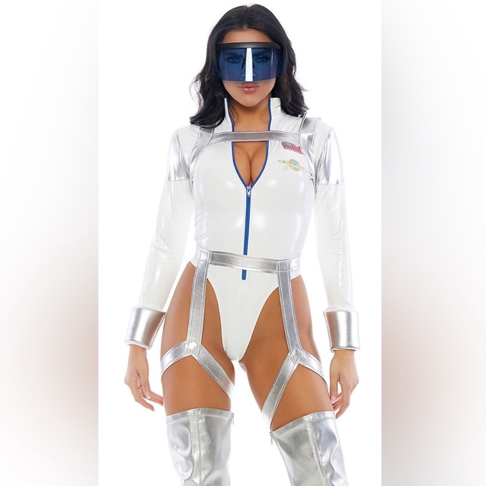 Astronaut Costume - worn once